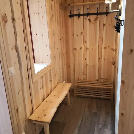 Ferienhaus Cozy Centrally Located In